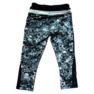 Lululemon Legging Black Flowabunga Angel Wing Floral Tight
